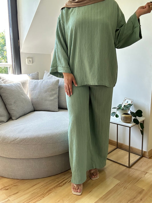 Ensemble col rond et pantalon NAMI Vert d’eau